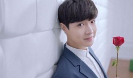 爆料张艺兴钟汉良视频,幕后故事引热议